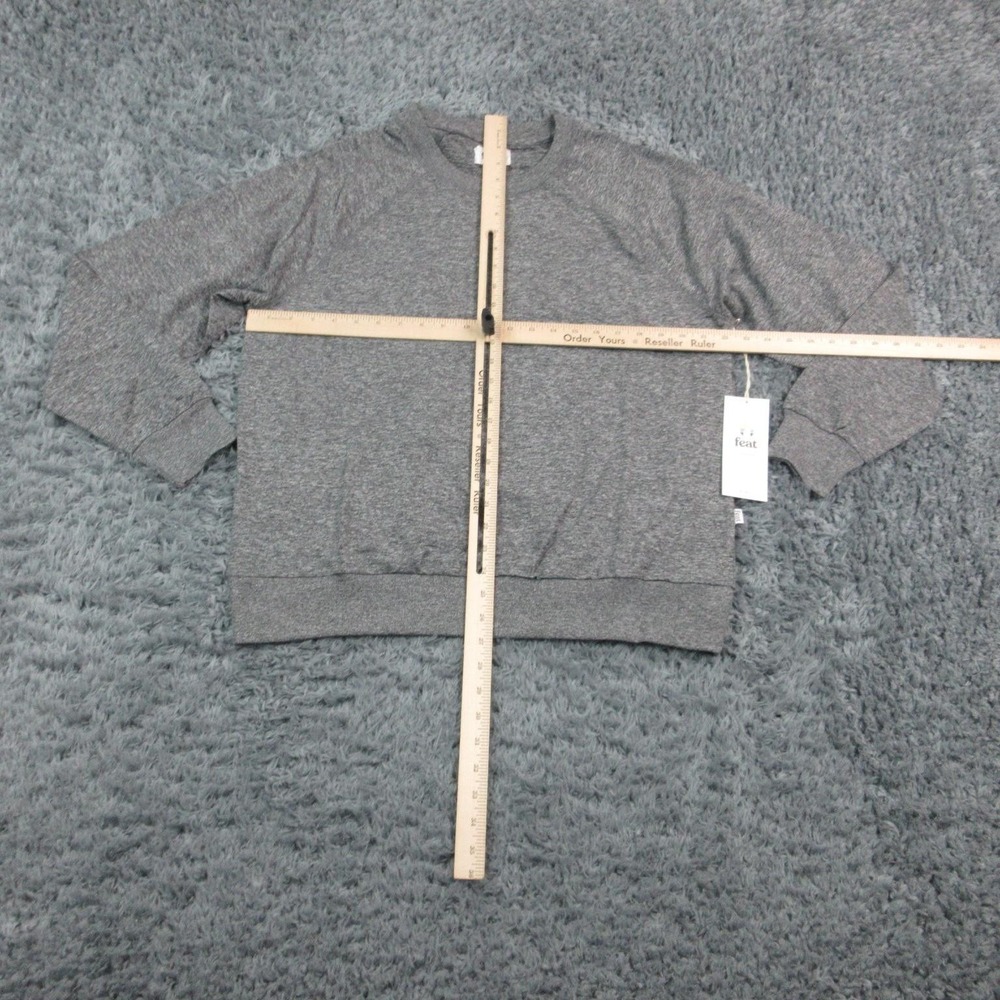 Feat FlowTech Roam Crewneck Sweatshirt Mens Large Gray Stretch Athletic NWT
